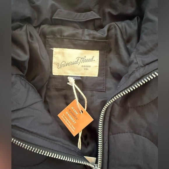 Universal Thread Quilted Zip-Up Puffer Jacket XS Black NWT - Picture 3 of 3